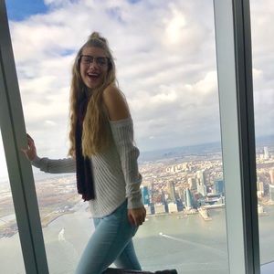 Meet your Posher, Fallyn